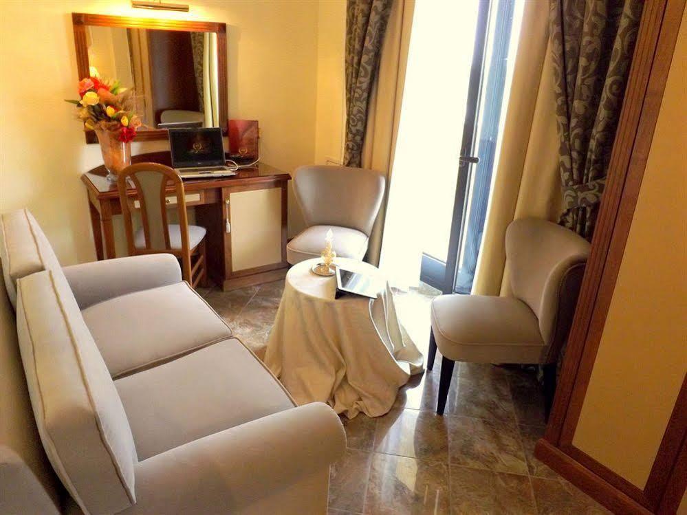 Hotel Ristorante Al Boschetto Cassino Exterior photo