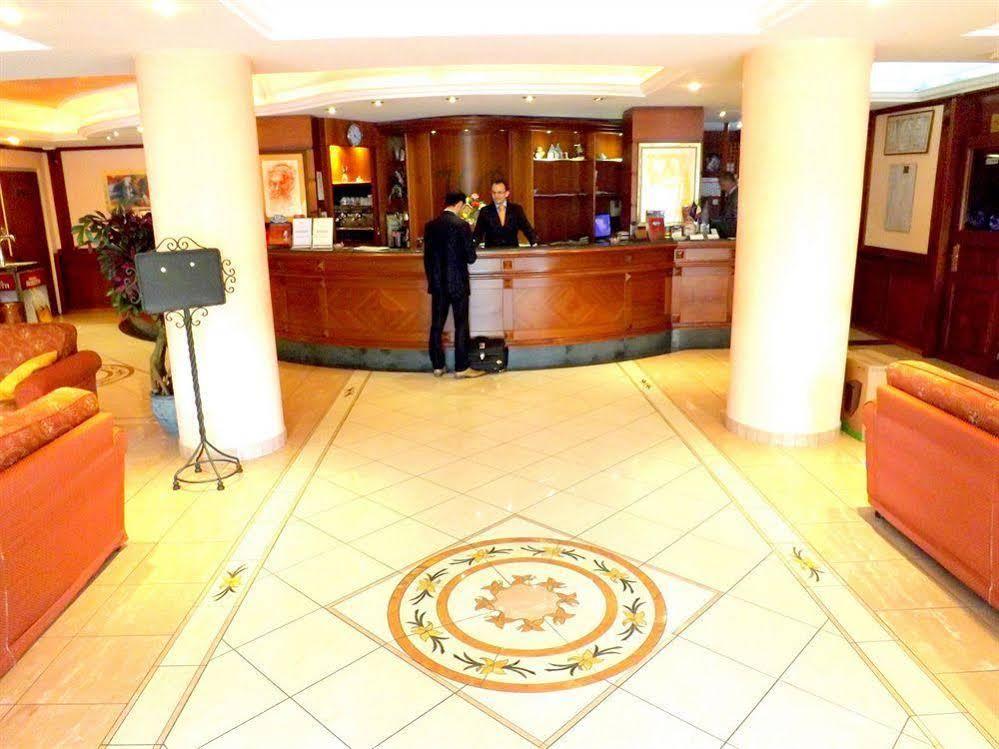 Hotel Ristorante Al Boschetto Cassino Exterior photo
