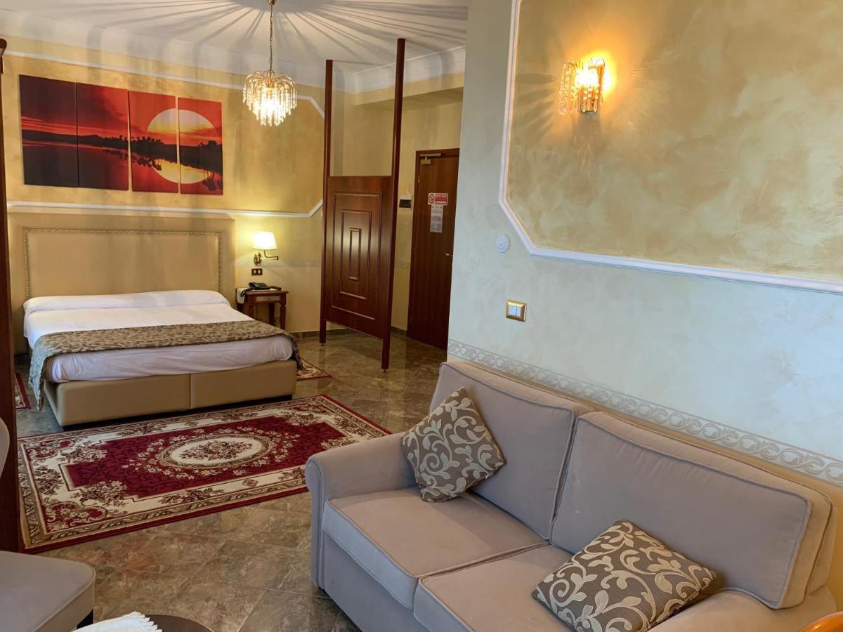 Hotel Ristorante Al Boschetto Cassino Exterior photo